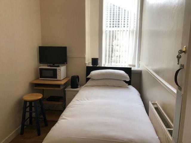 Budget Rooms Crosskeys Newport  Exterior foto